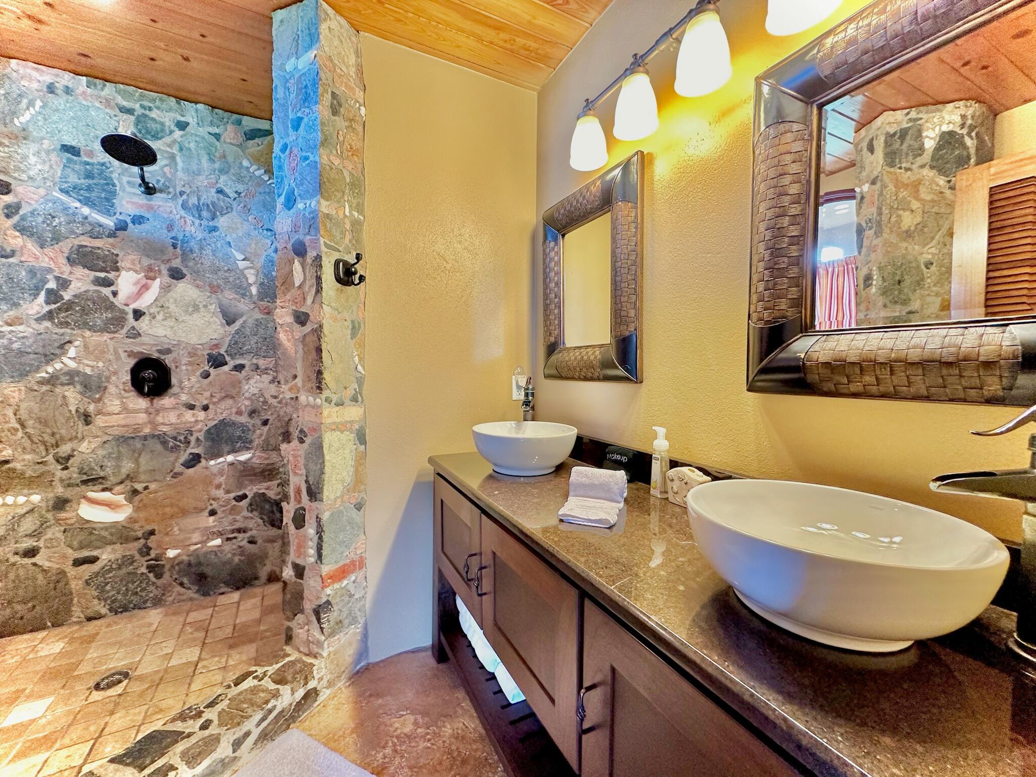 15B-2 Fortsberg, St John