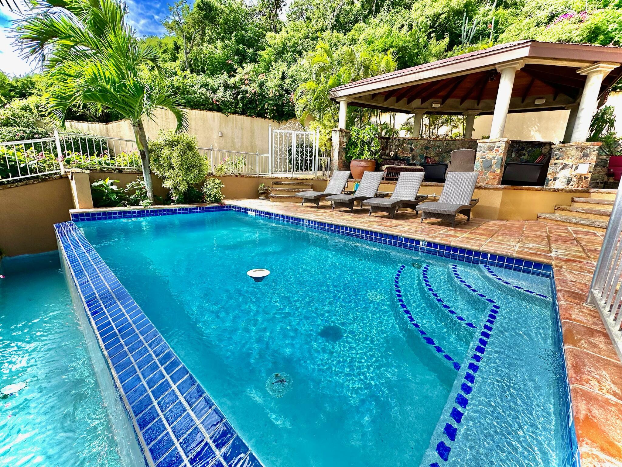 15B-2 Fortsberg, St John