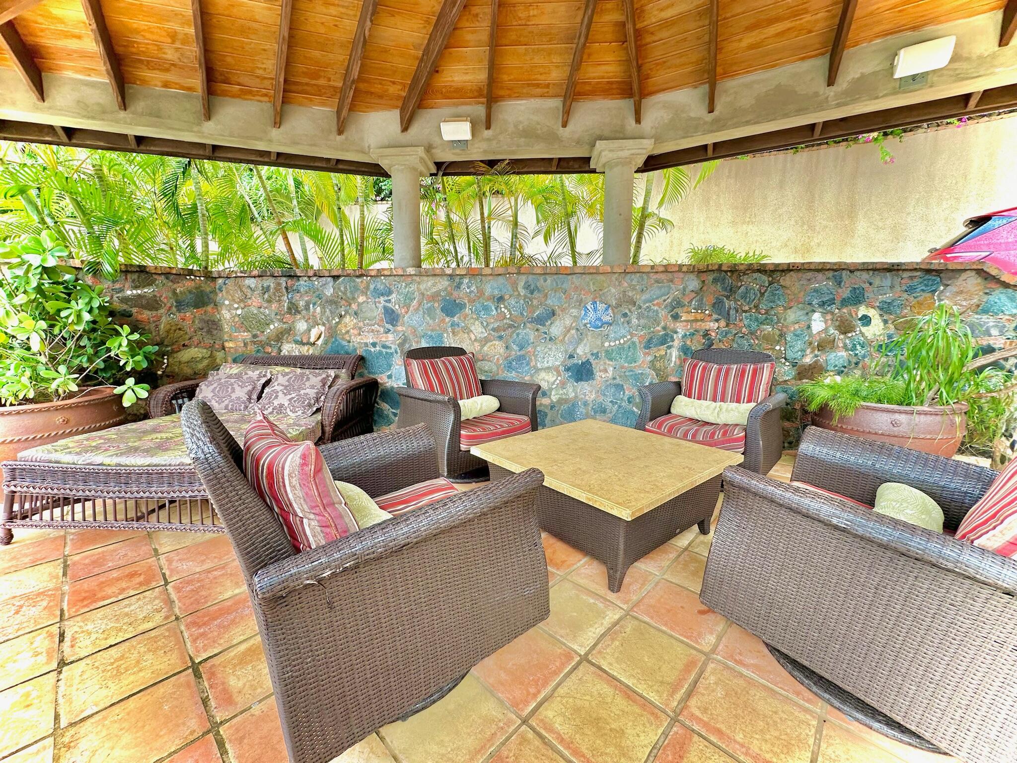 15B-2 Fortsberg, St John