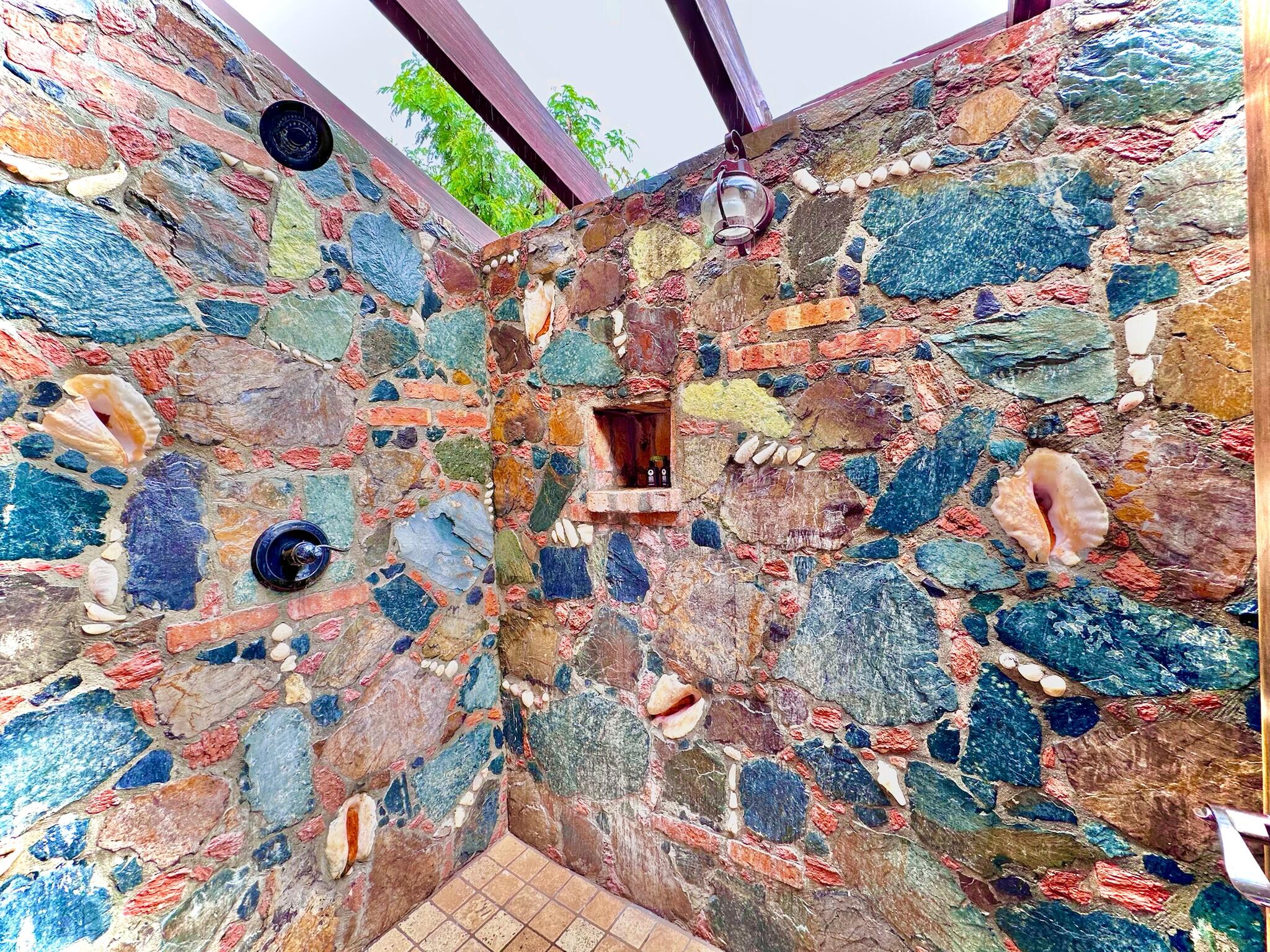 15B-2 Fortsberg, St John