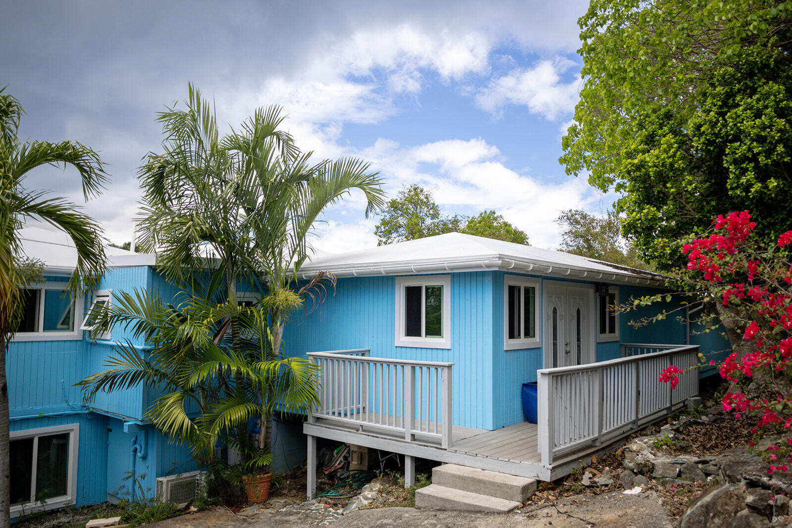 8A REM Enighed, St John