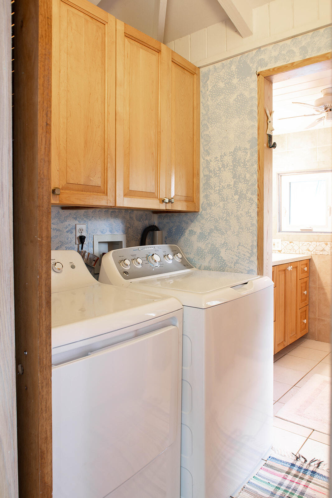 8A REM Enighed, St John