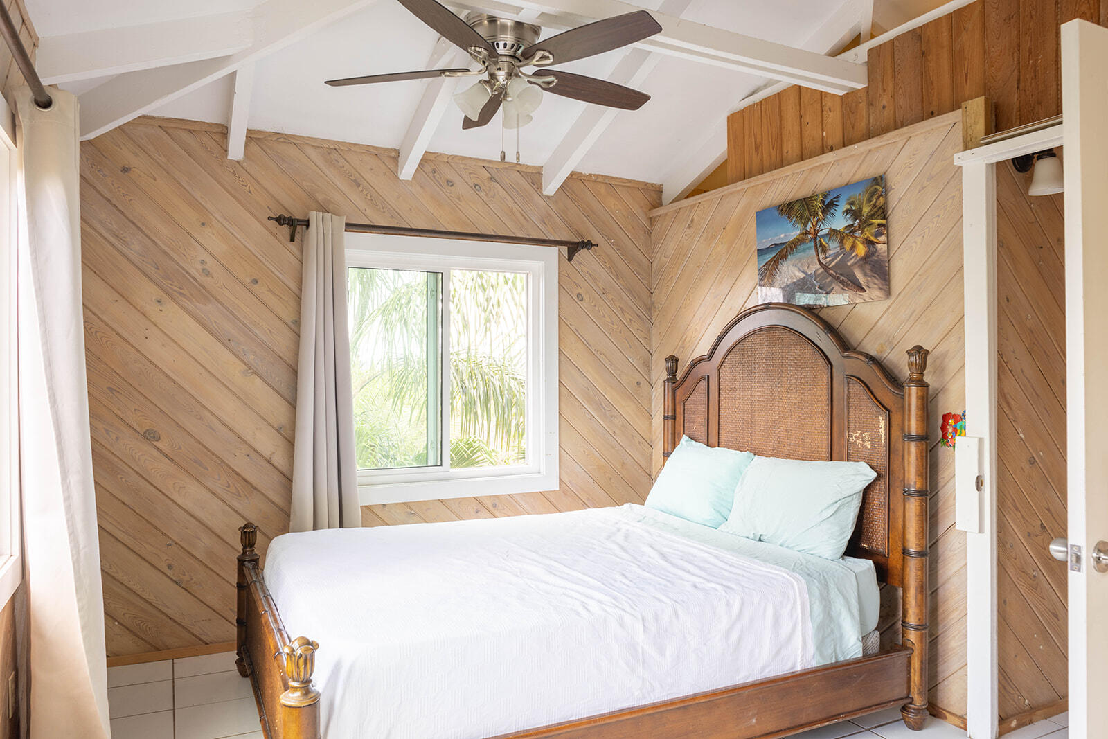 8A REM Enighed, St John