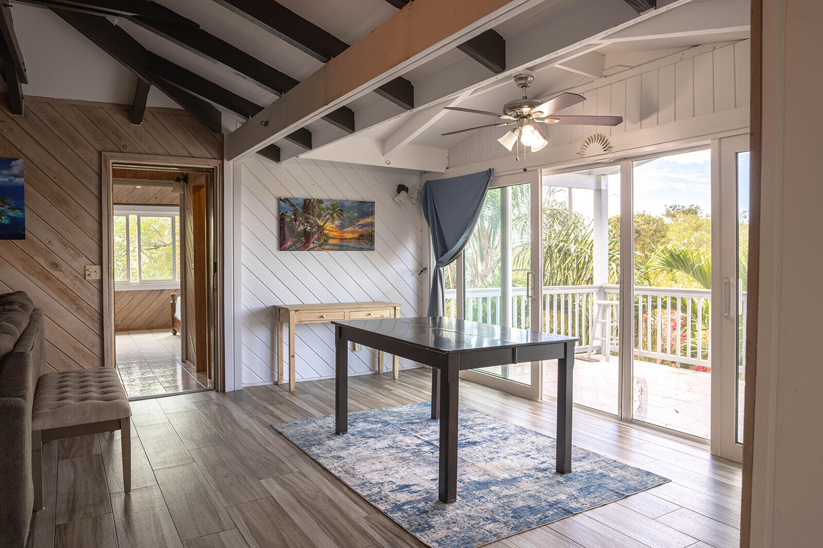 8A REM Enighed, St John