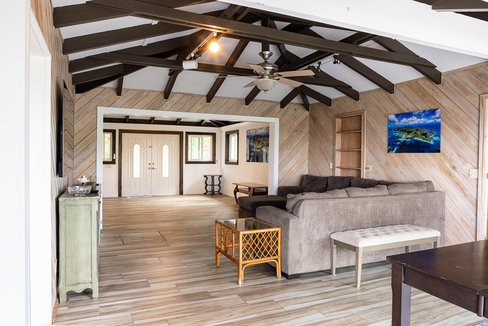 8A REM Enighed, St John