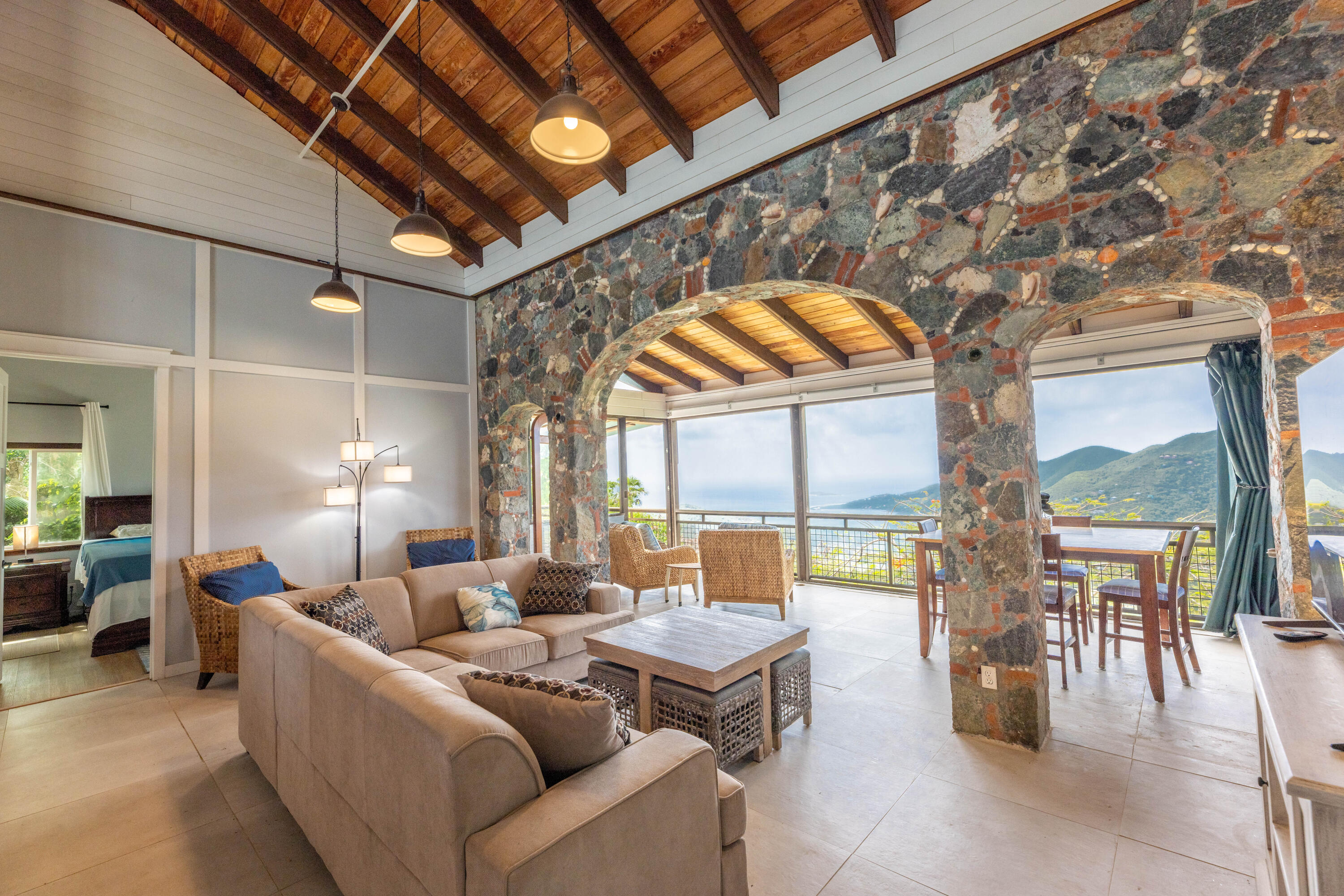 6-3-92 Carolina, St John