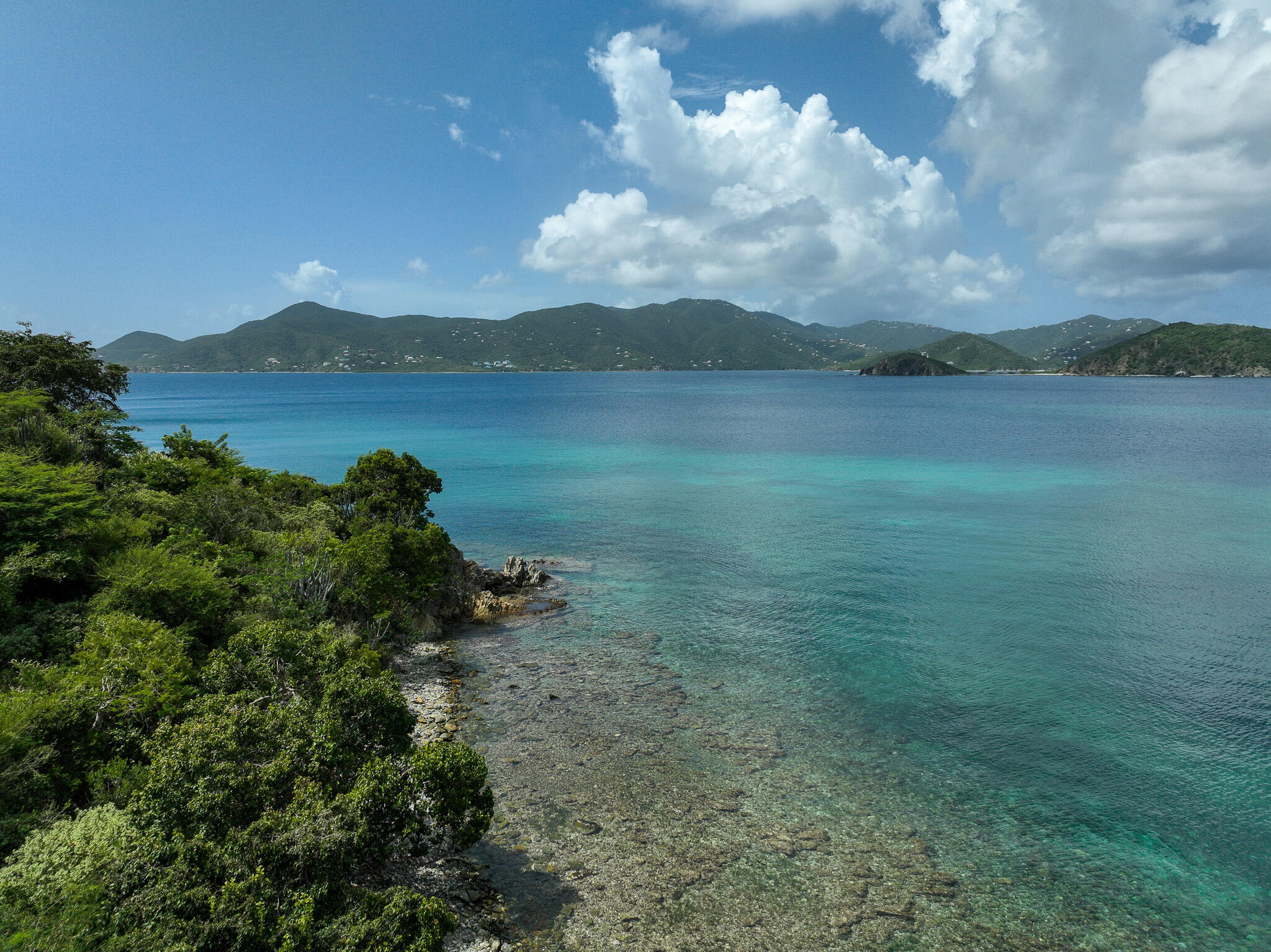 6P-2A Hansen Bay, St John