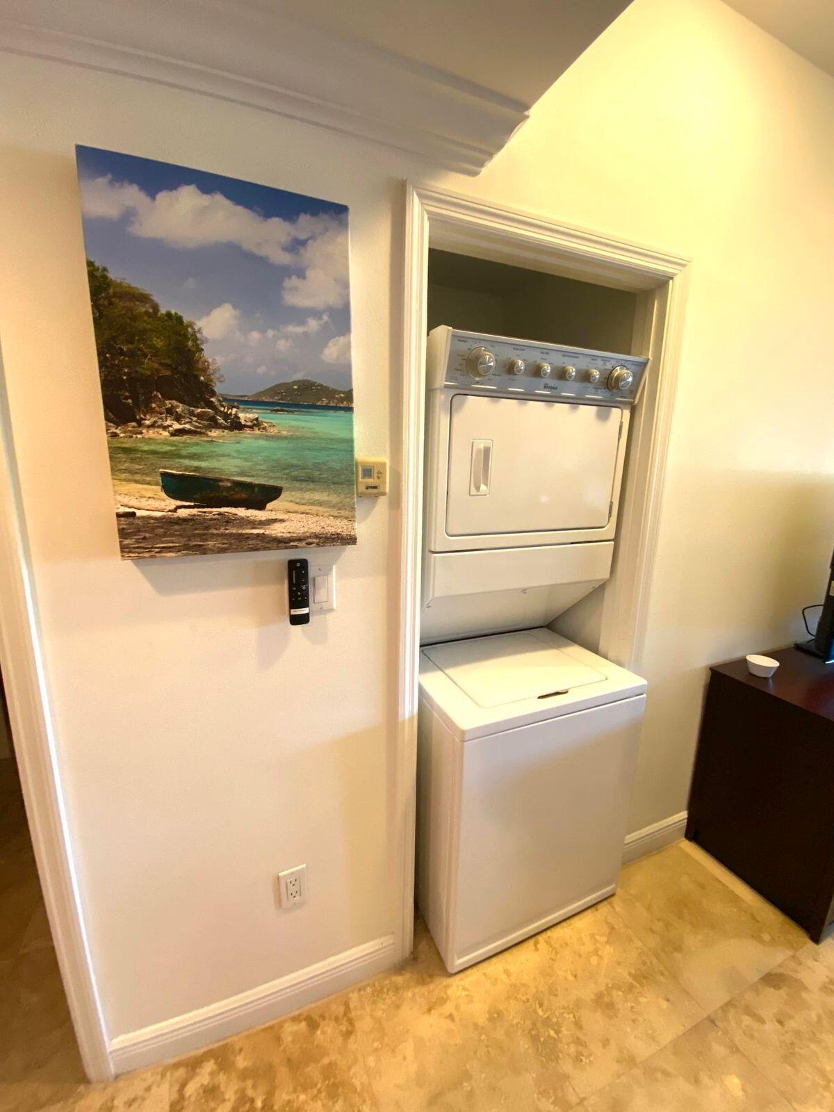 86-3 Cruz Bay Town, St John