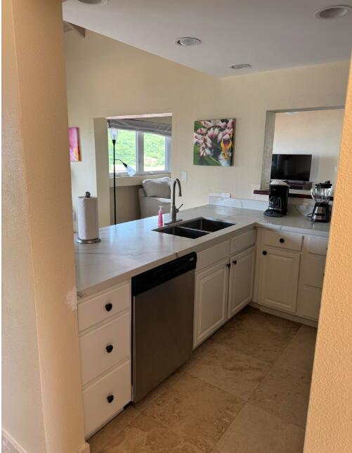 86-3, 86-4 Cruz Bay Town, St John