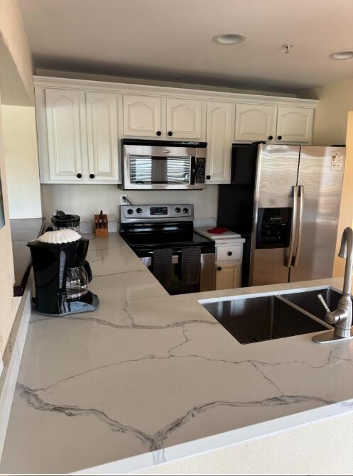 86-3, 86-4 Cruz Bay Town, St John