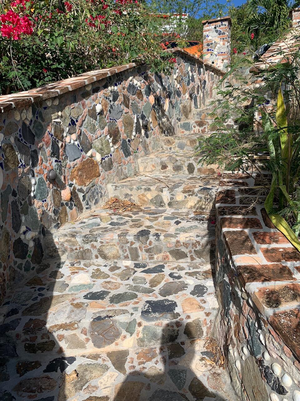 477G Chocolate Hole, St John