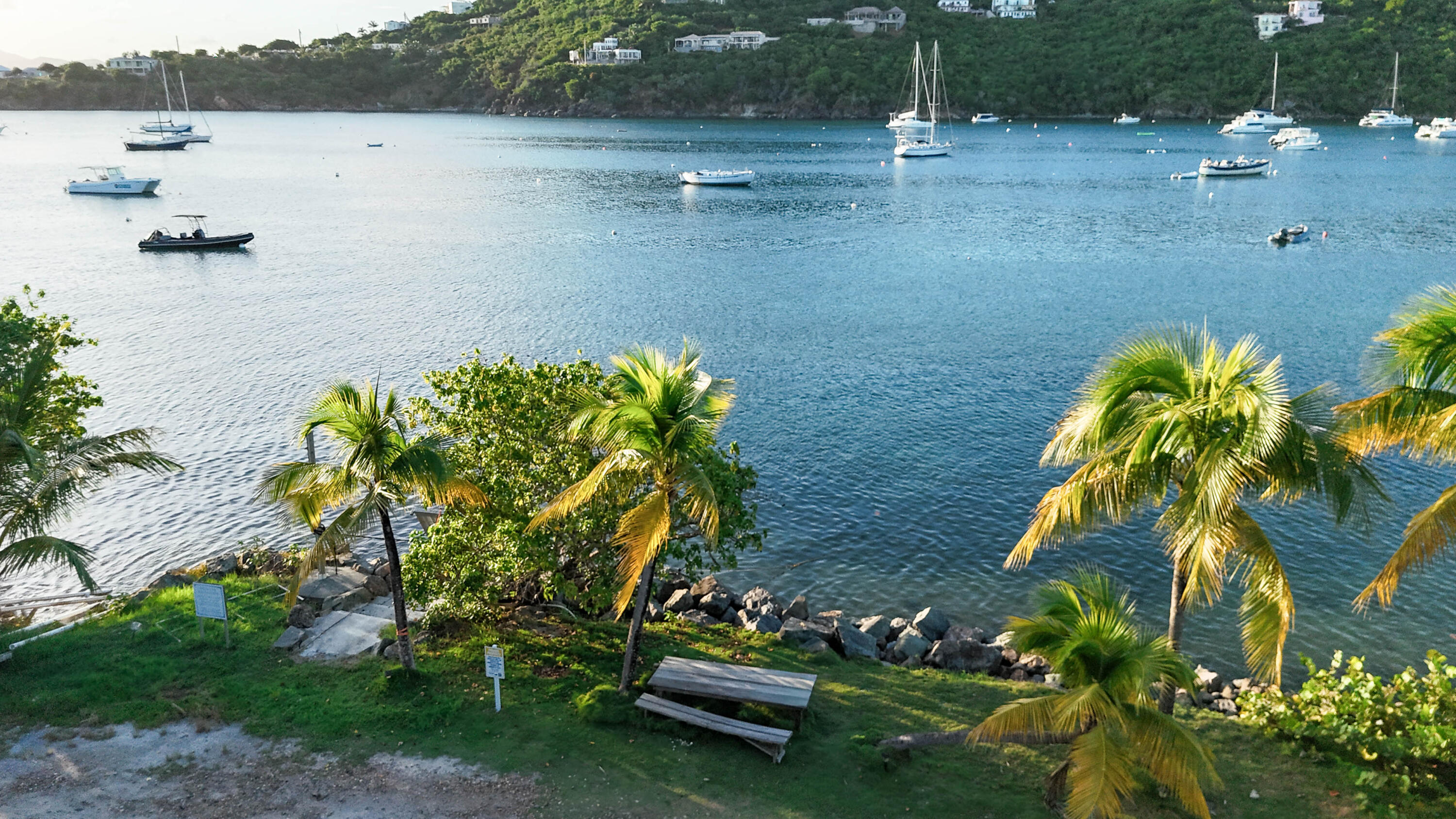 300-69 REM Chocolate Hole, St John