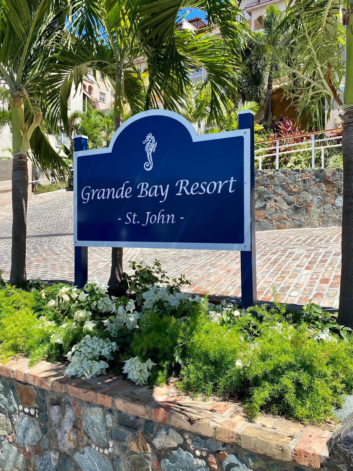 86-3 Cruz Bay Town, St John