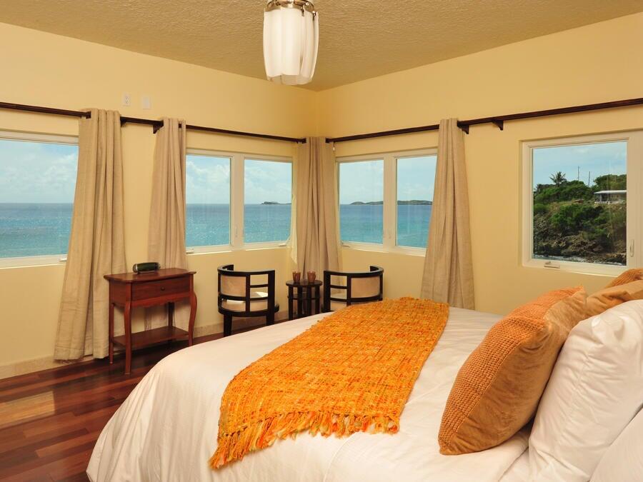 271, 272 Contant/Enighed, St John
