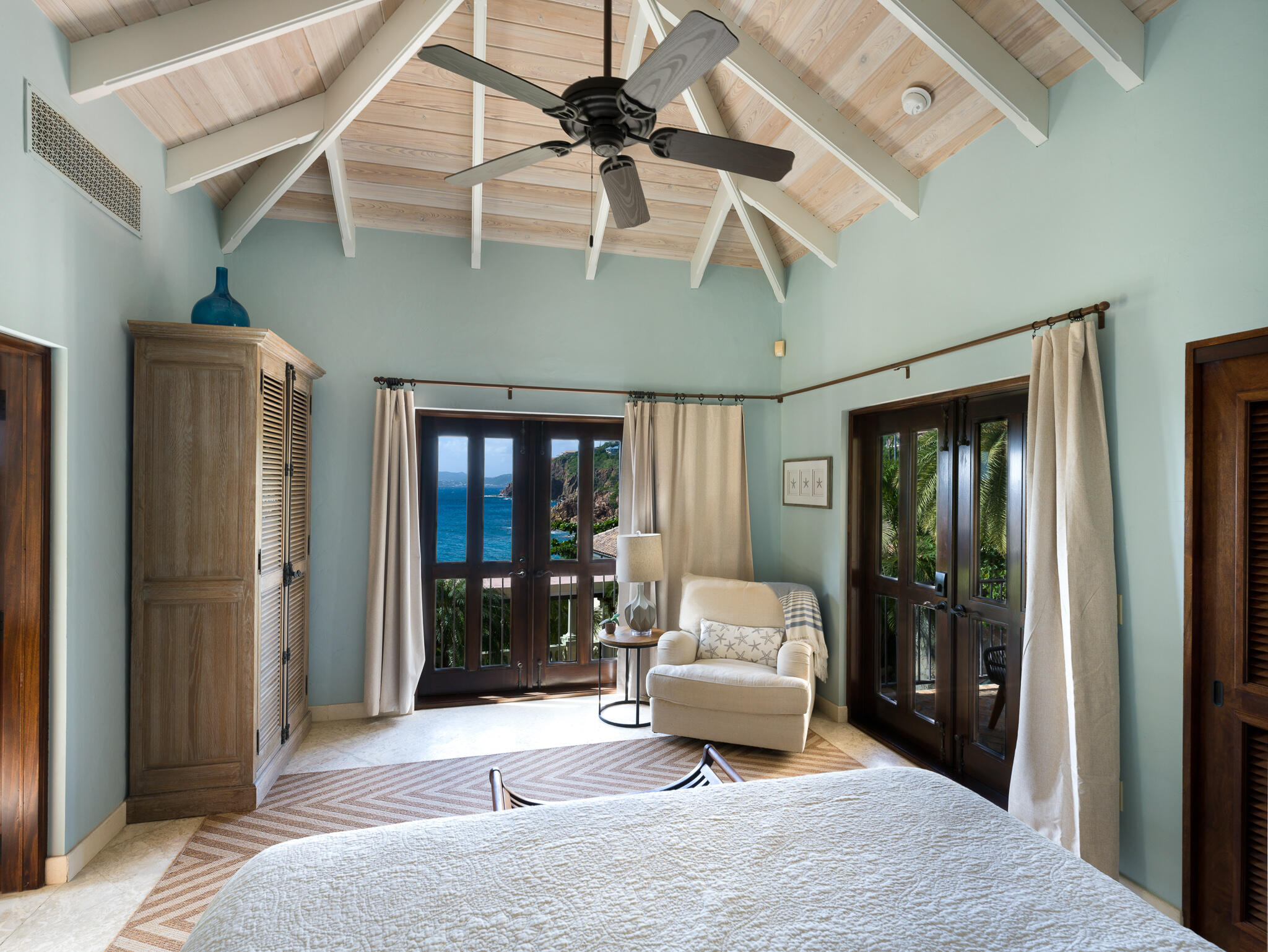 140 Chocolate Hole, St John