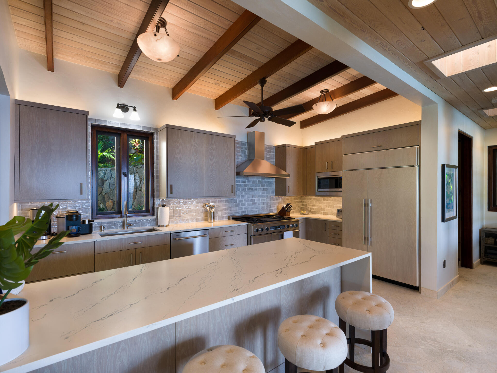 140 Chocolate Hole, St John