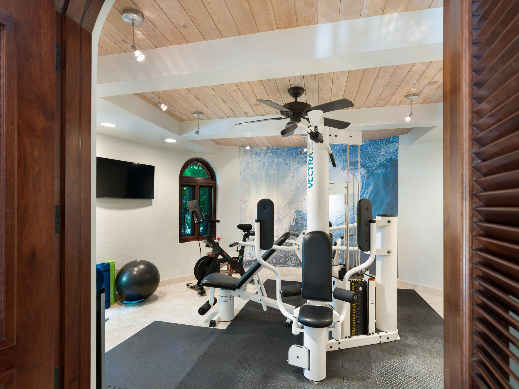 140 Chocolate Hole, St John