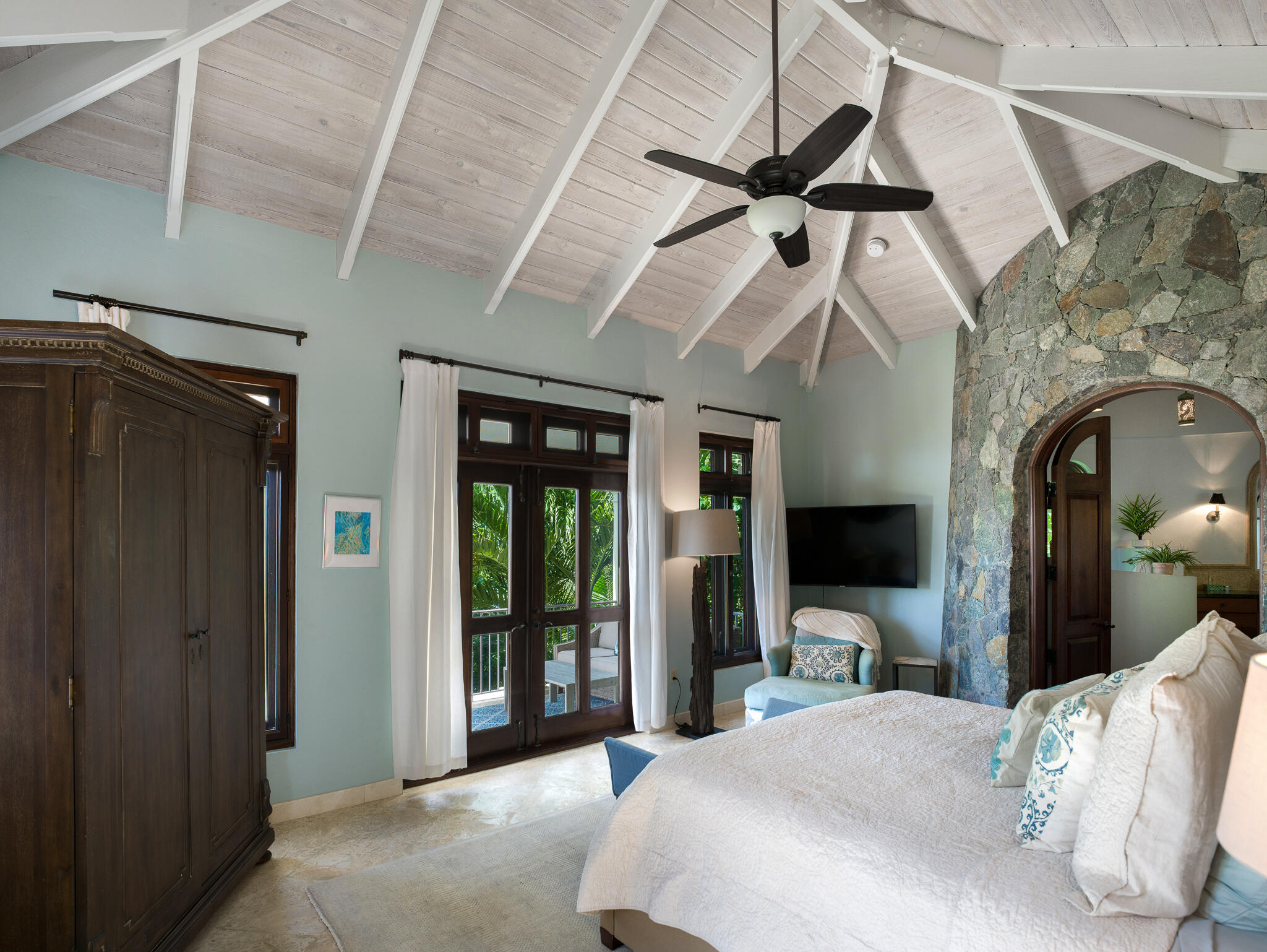 140 Chocolate Hole, St John