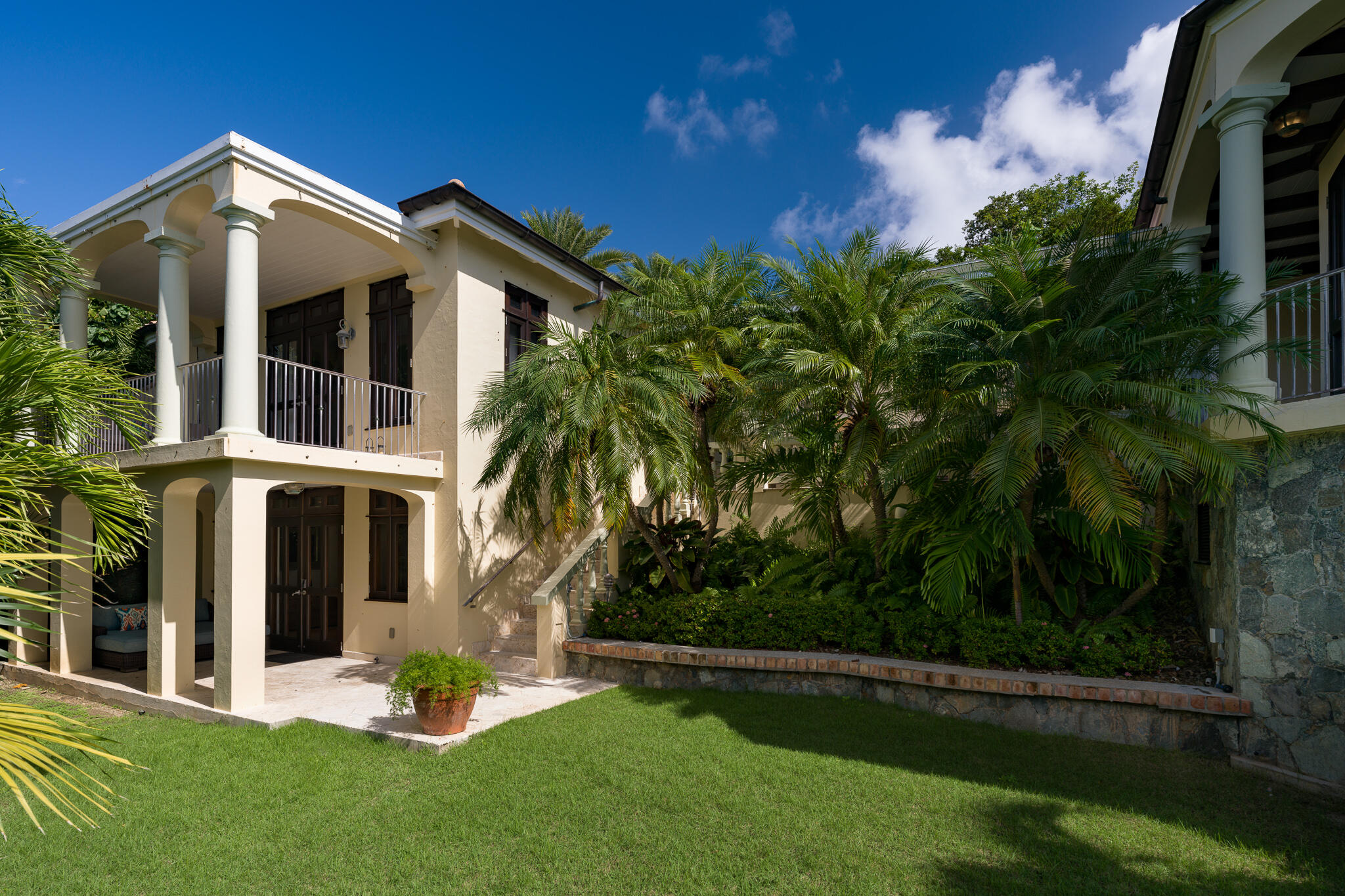 140 Chocolate Hole, St John