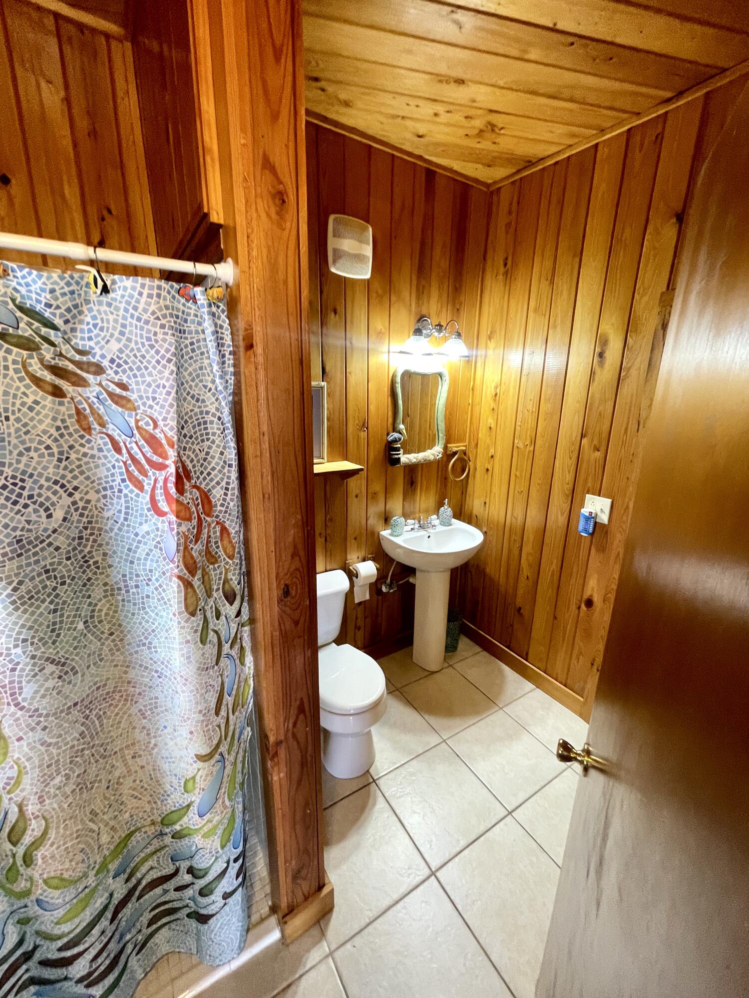 6Z-6C Hansen Bay, St John