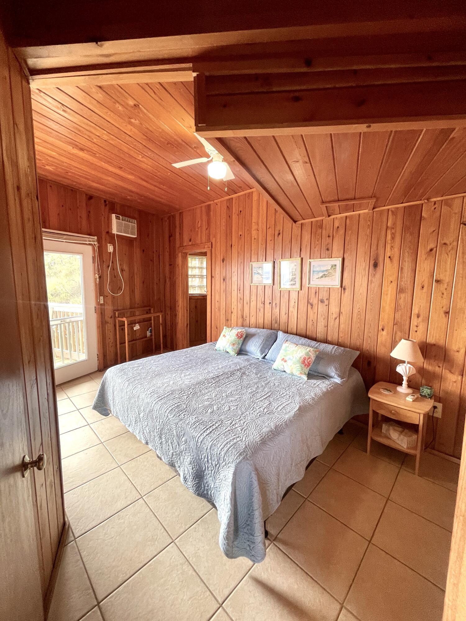 6Z-6C Hansen Bay, St John