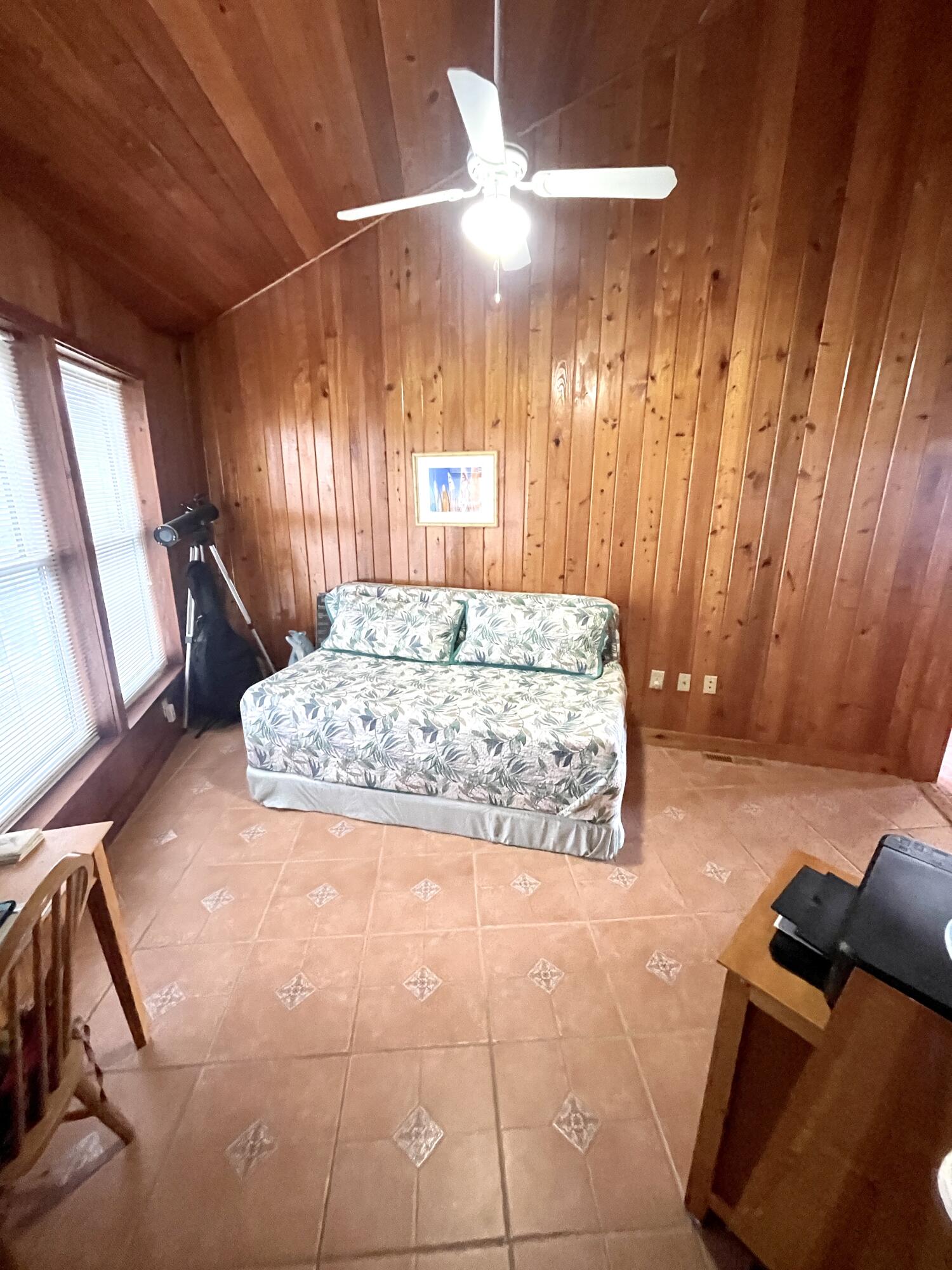 6Z-6C Hansen Bay, St John