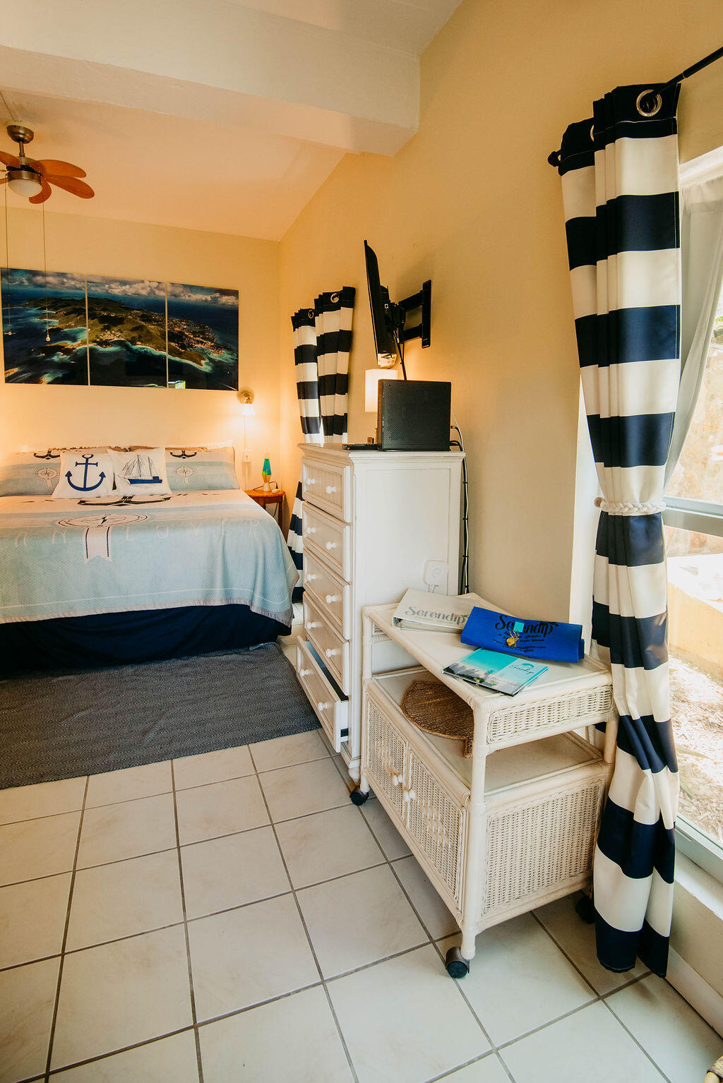 9-7 Enighed, J J, St John Unit: J