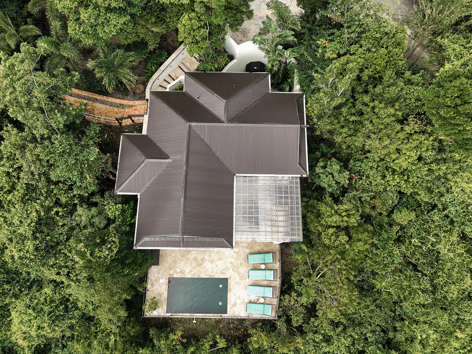 8G Carolina, St John