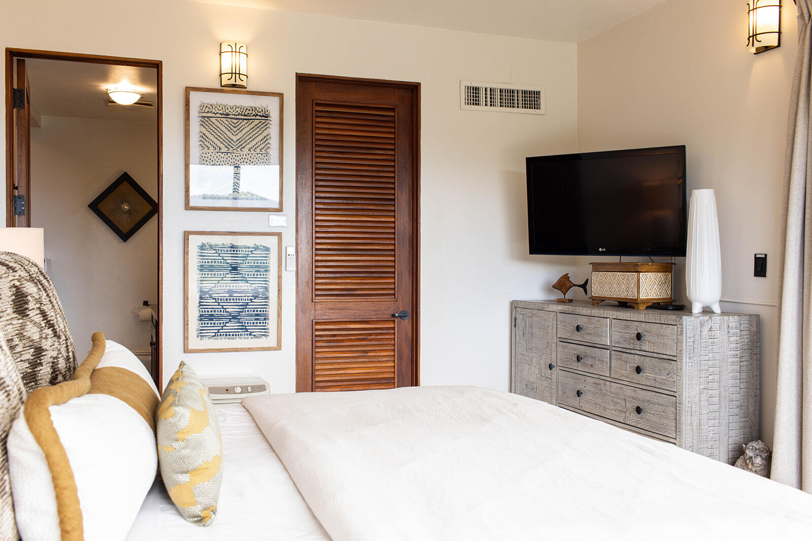 8G Carolina, St John