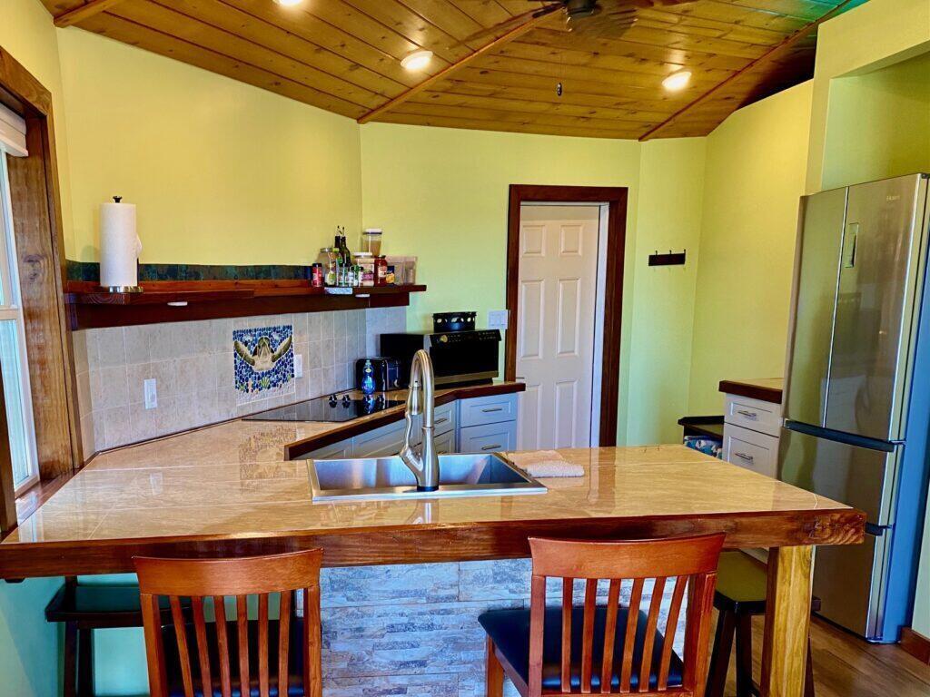 10-22 REM Carolina, St John