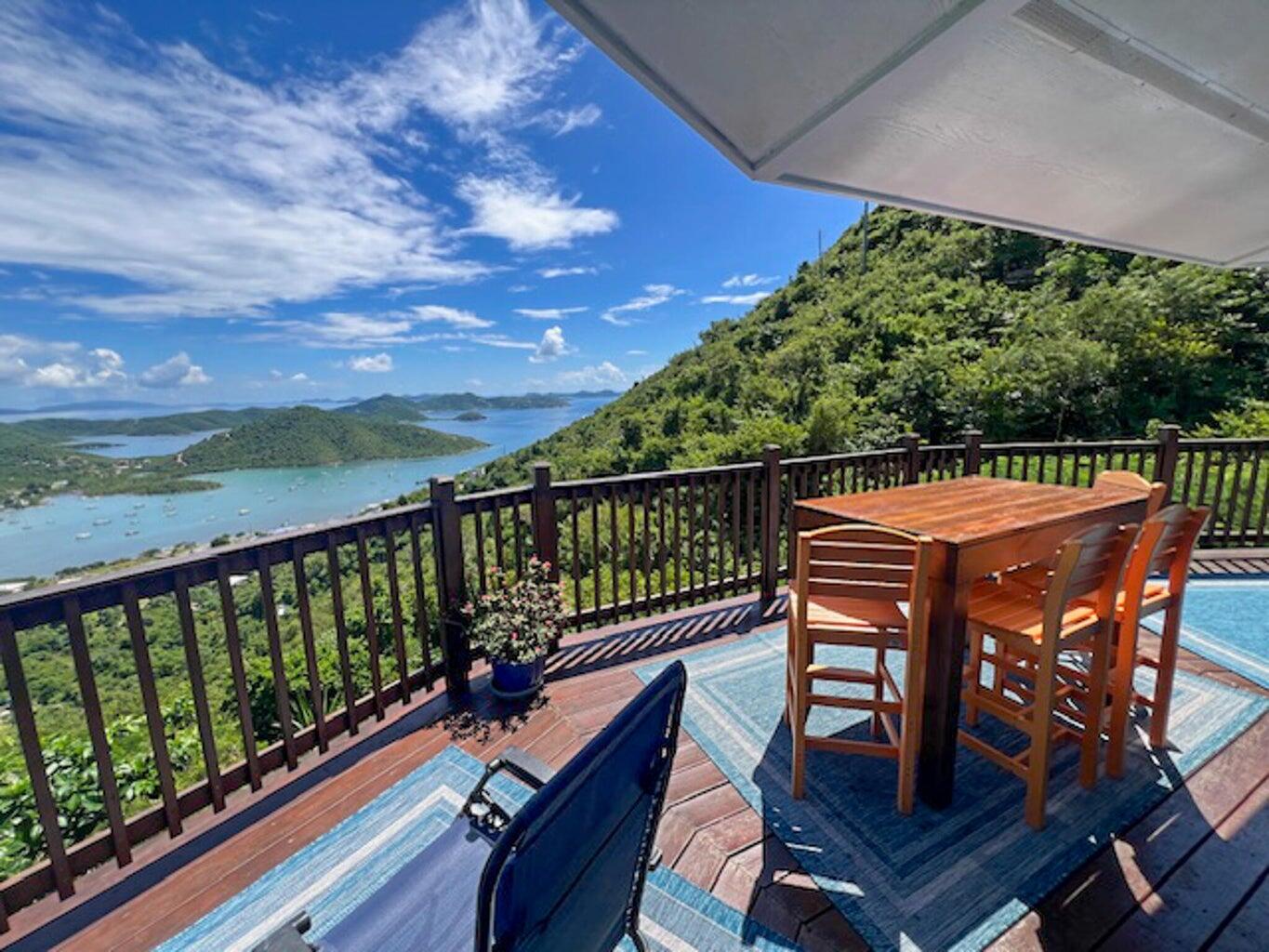 10-22 REM Carolina, St John