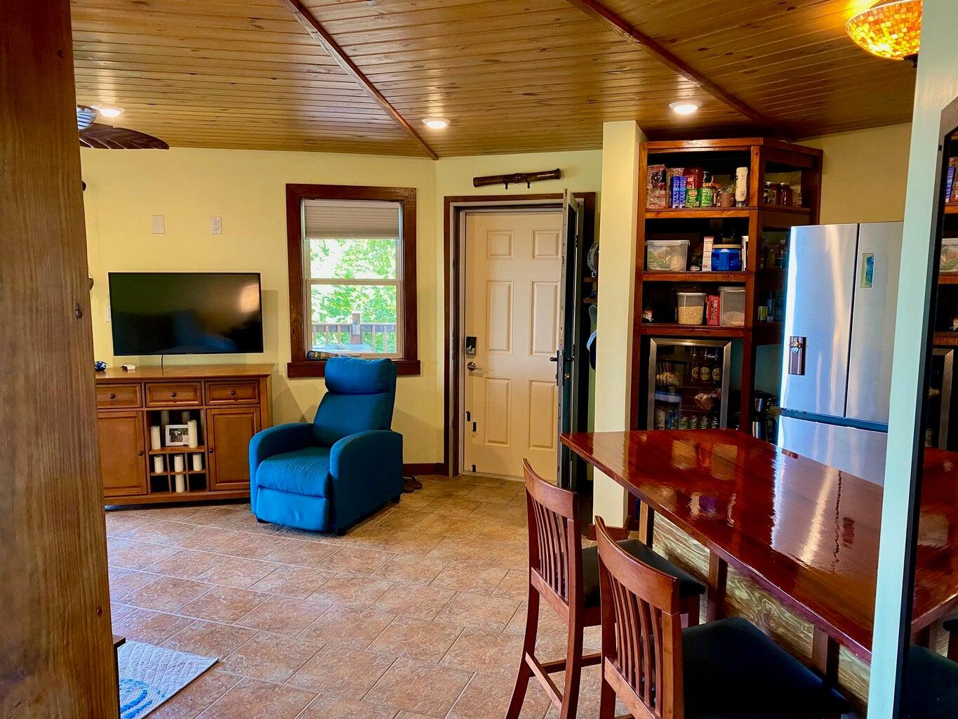 10-22 REM Carolina, St John