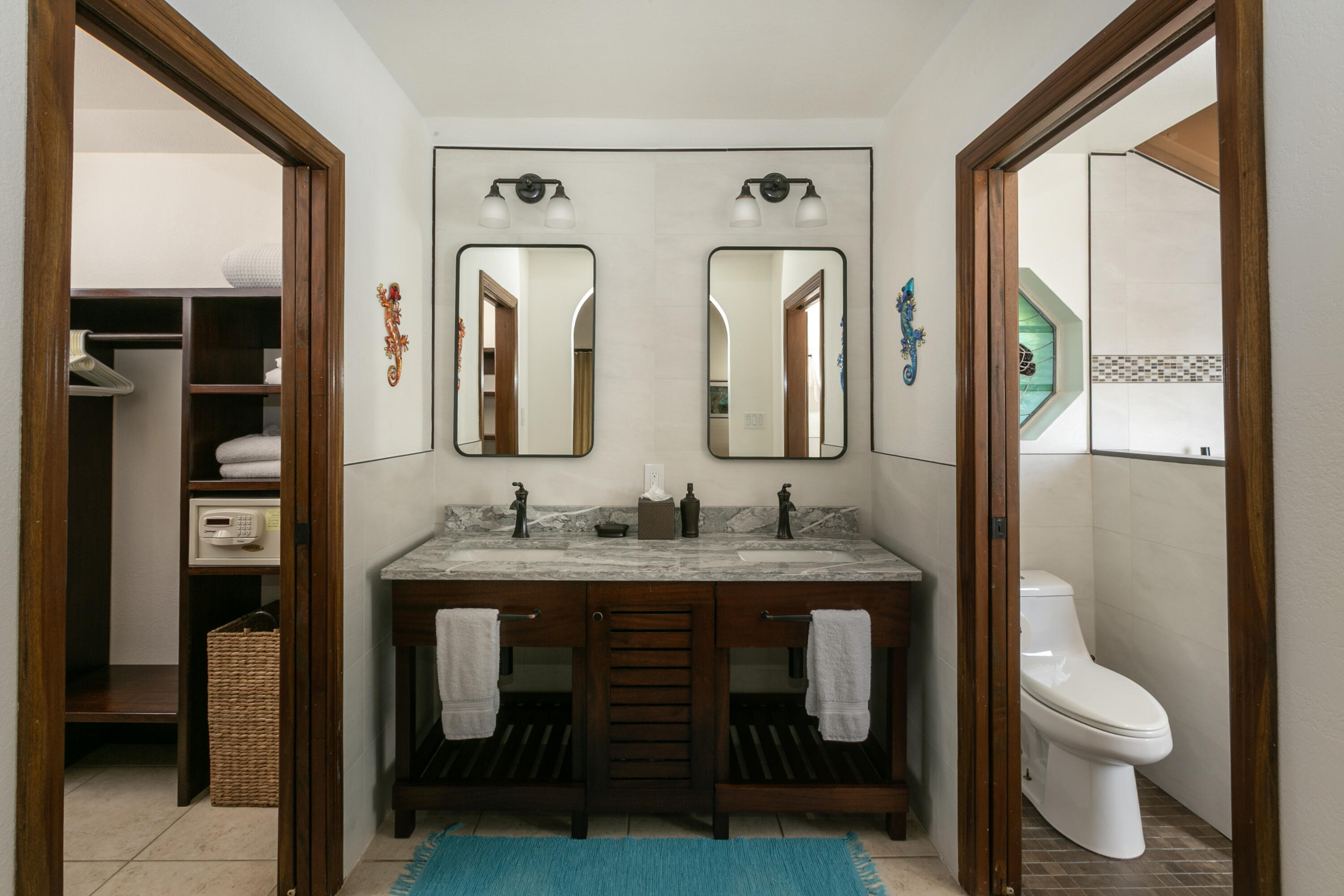 300-31 Chocolate Hole, St John