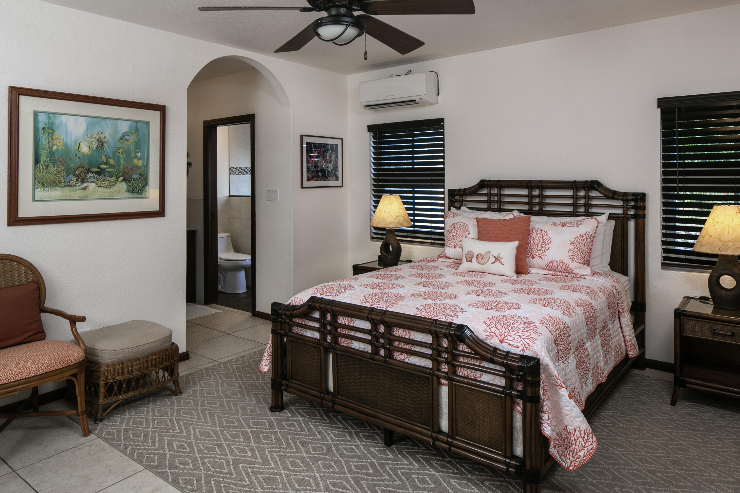 300-31 Chocolate Hole, St John