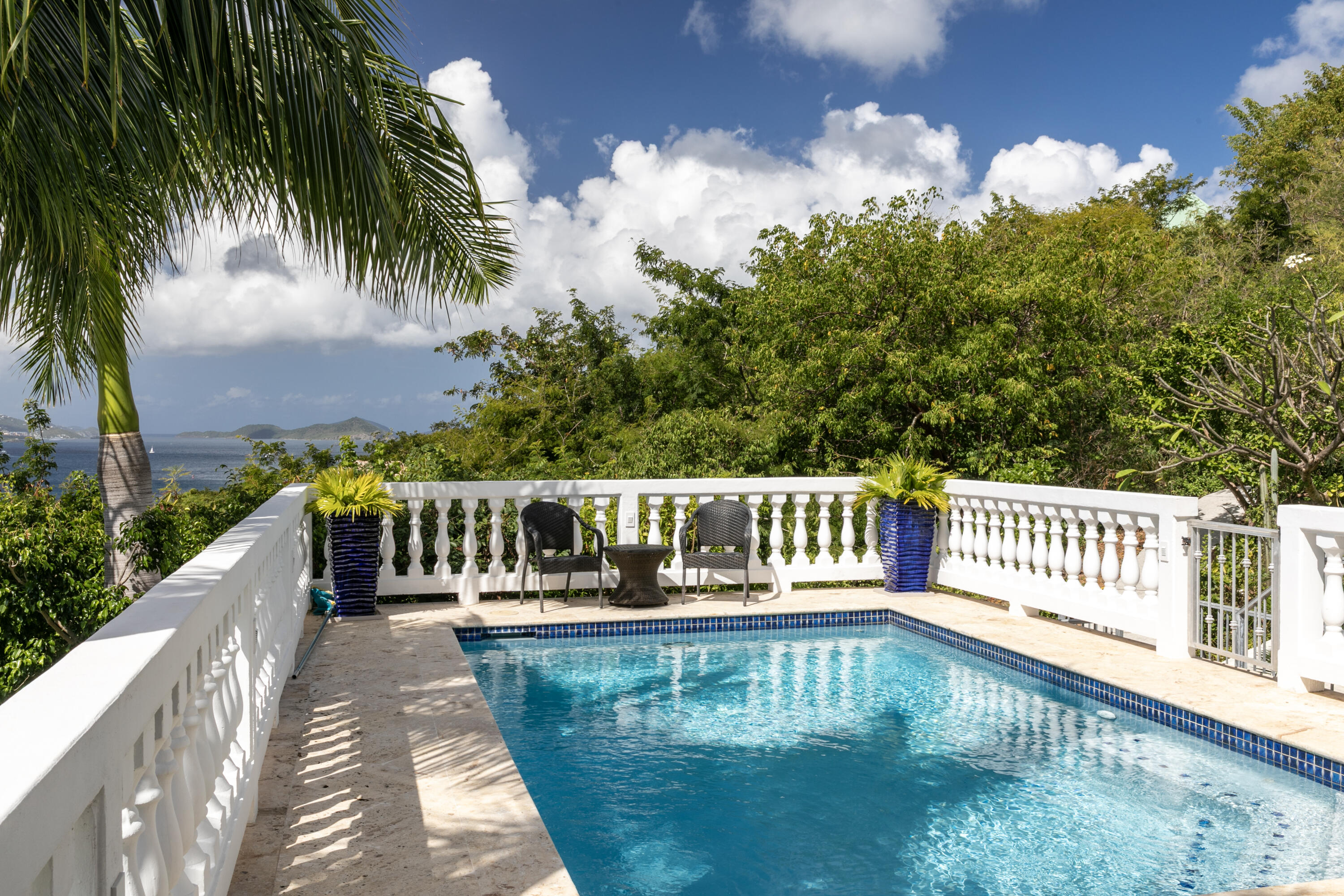 300-31 Chocolate Hole, St John