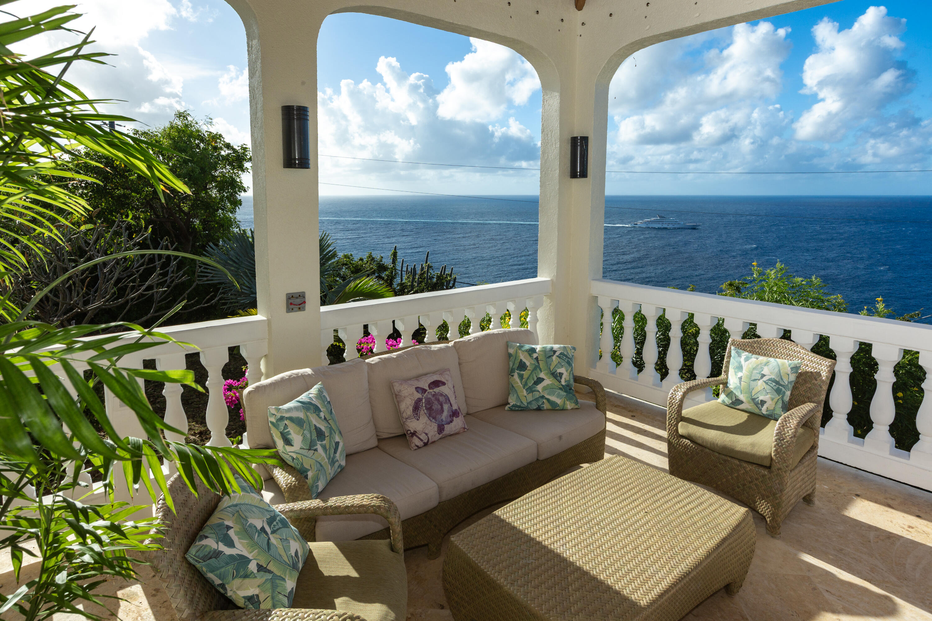 300-31 Chocolate Hole, St John