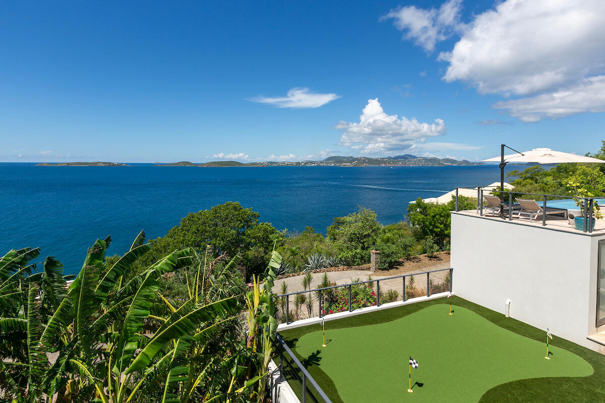 9-3 Contant, St John