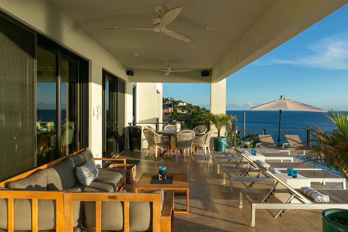 9-3 Contant, St John