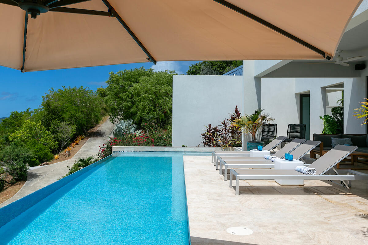 9-3 Contant, St John