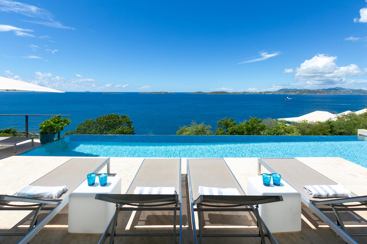 9-3 Contant, St John