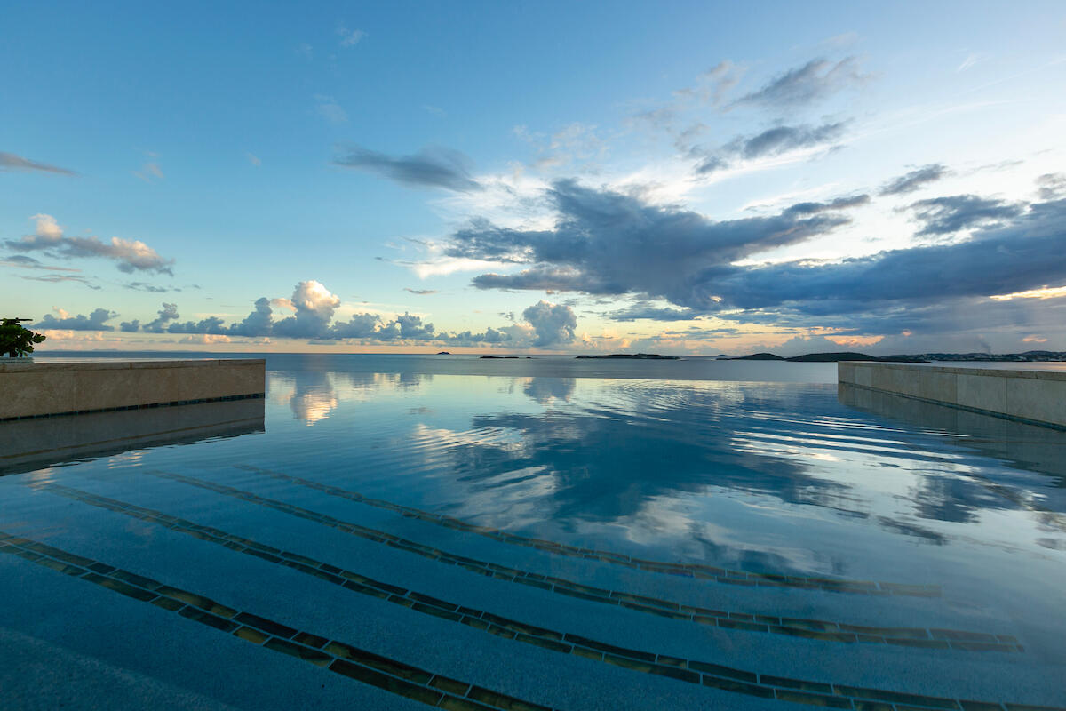 9-3 Contant, St John