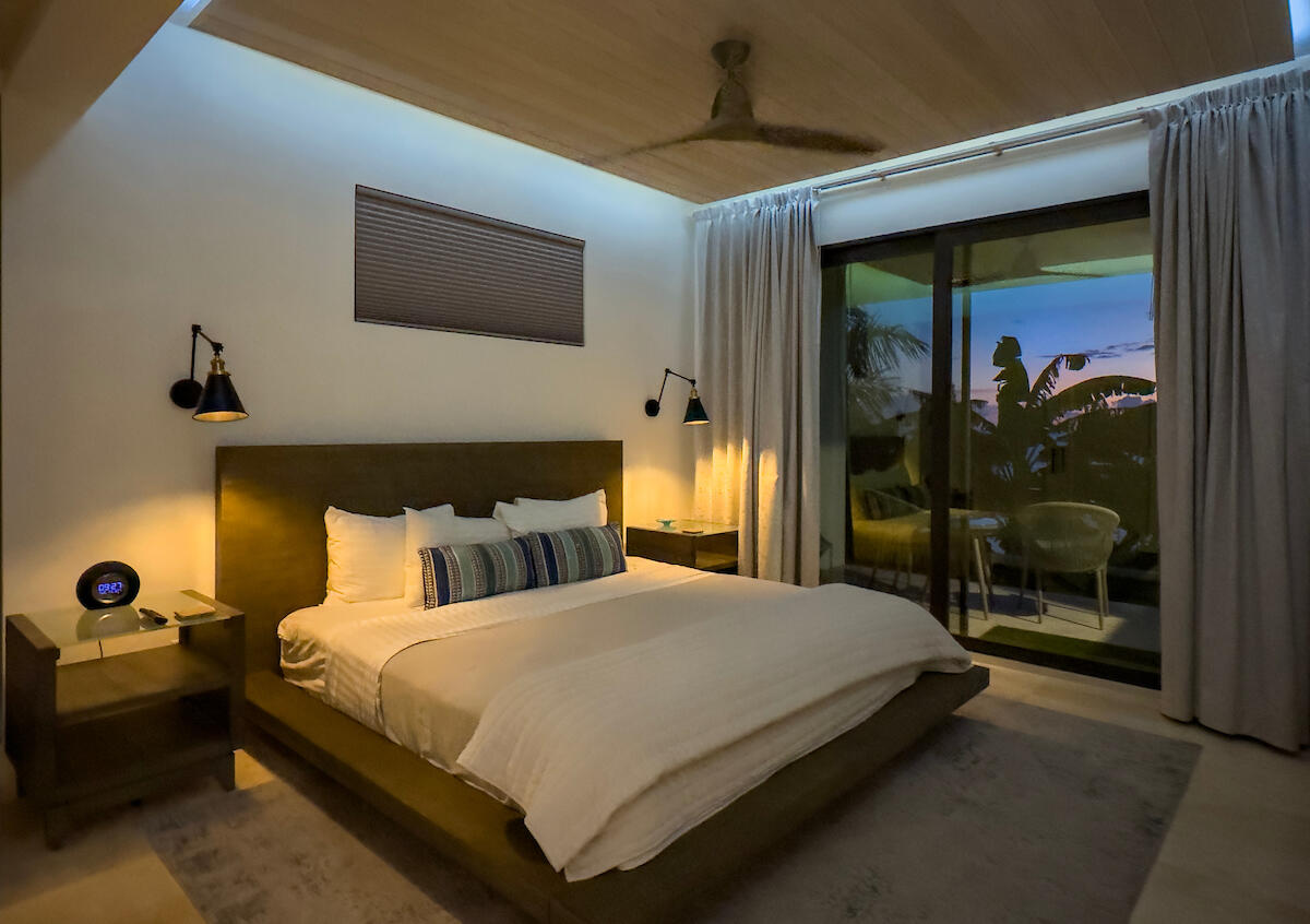 9-3 Contant, St John