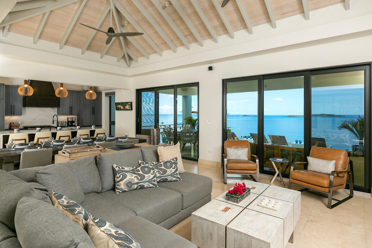 9-3 Contant, St John