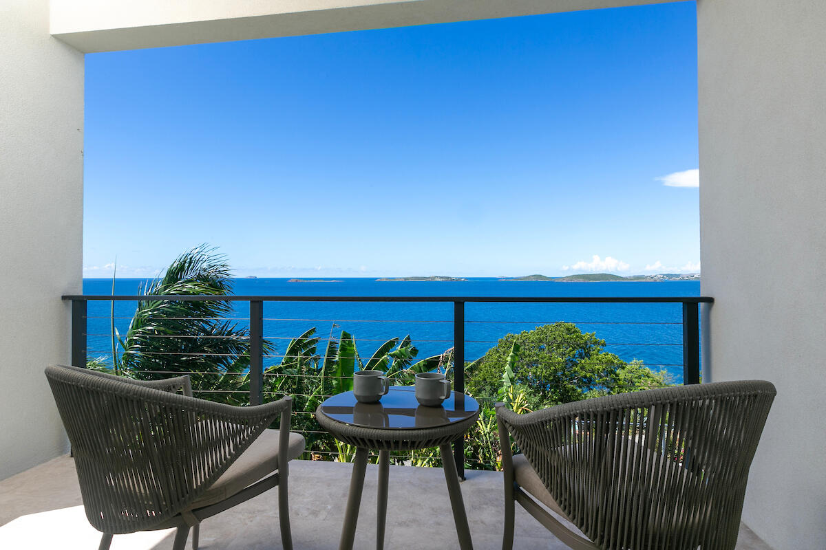 9-3 Contant, St John