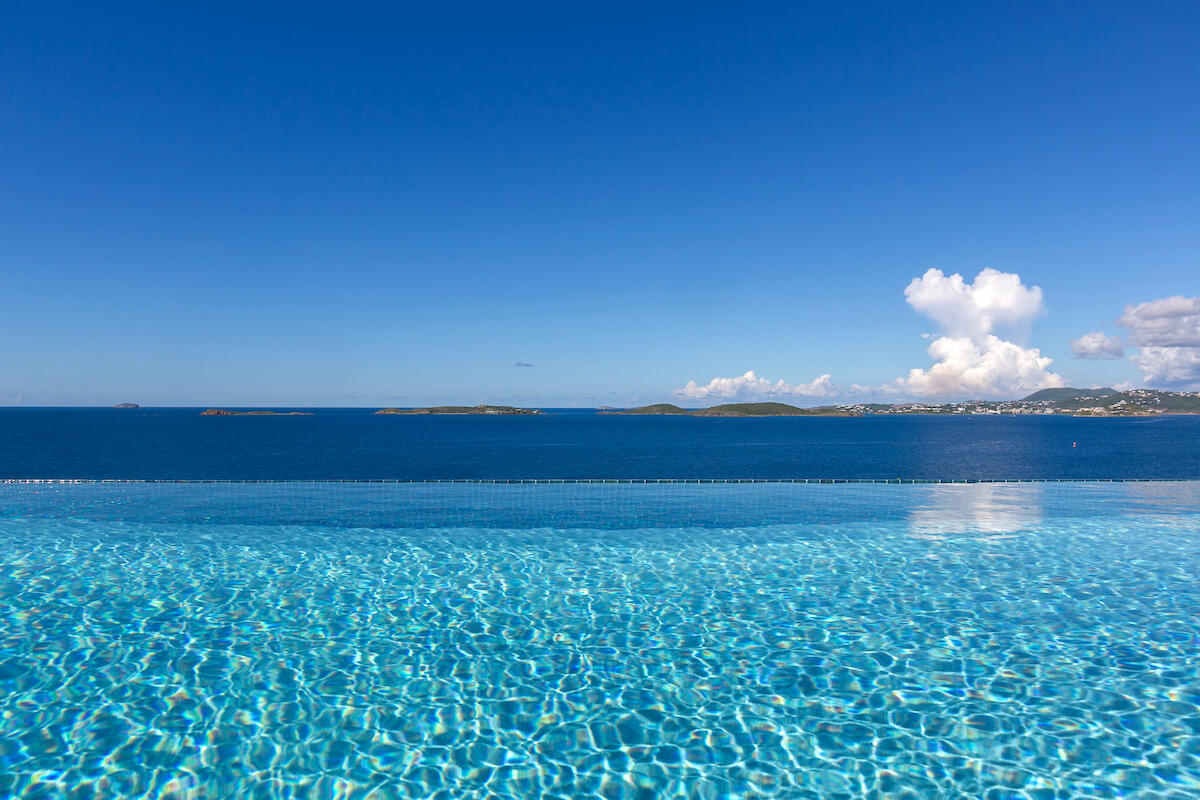 9-3 Contant, St John