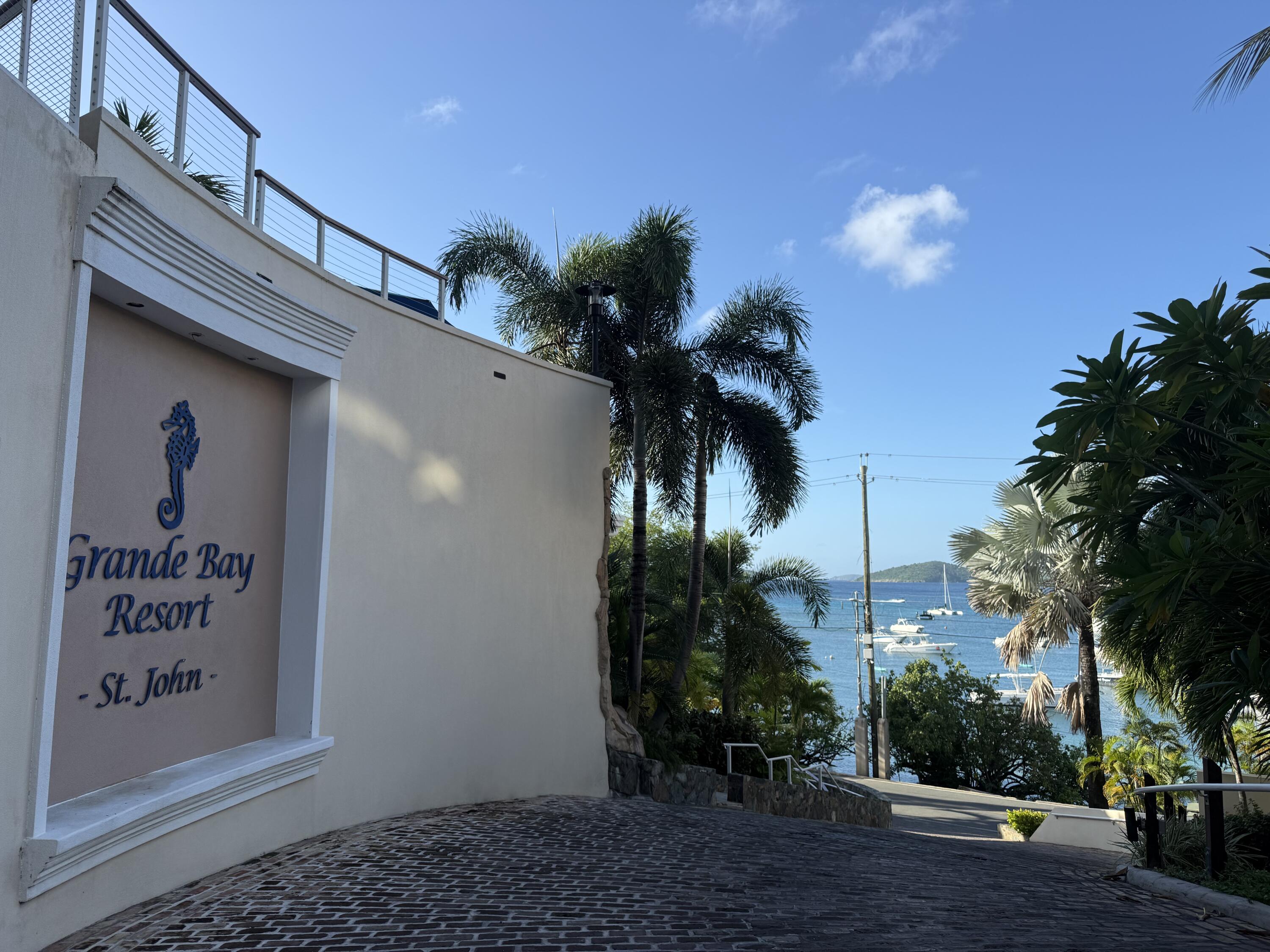 86-3 86-4 Cruz Bay Town, St John