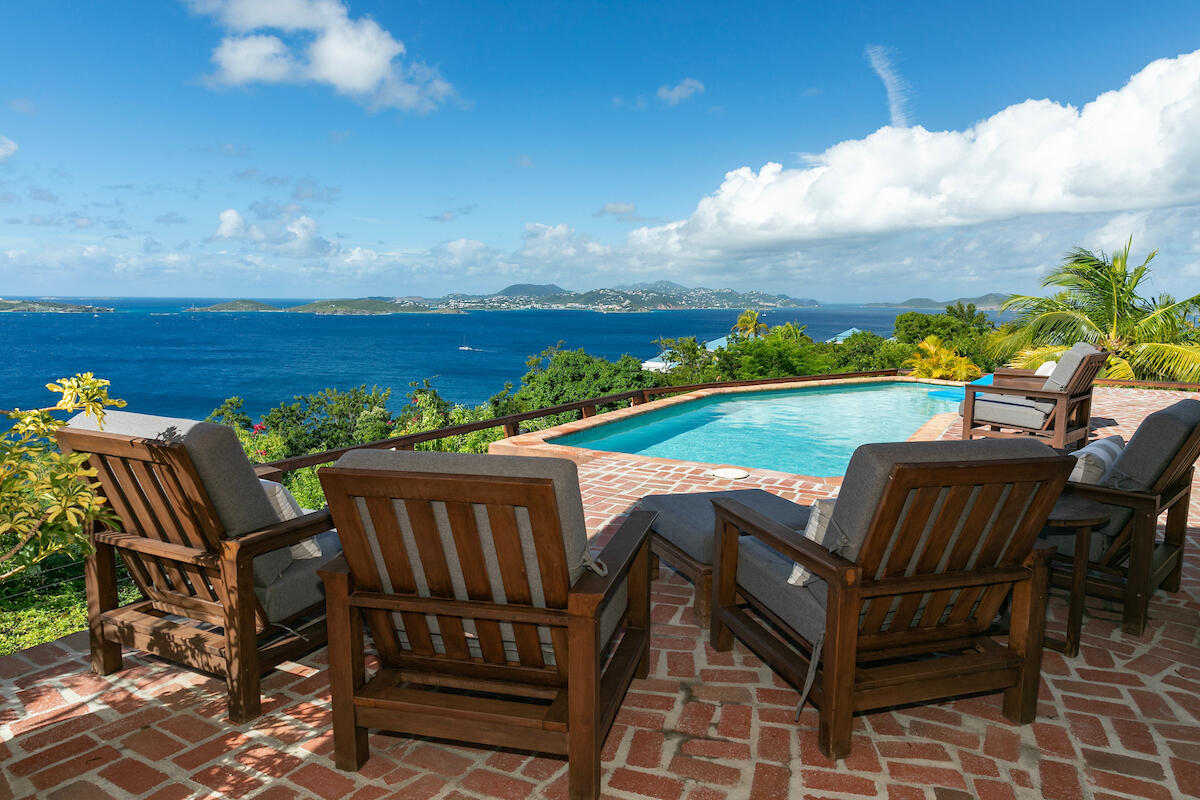 300-19 Chocolate Hole, St John