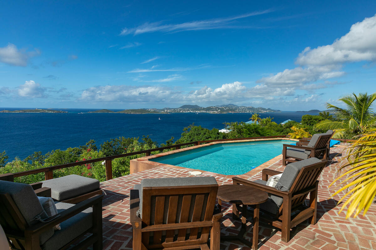 300-19 Chocolate Hole, St John