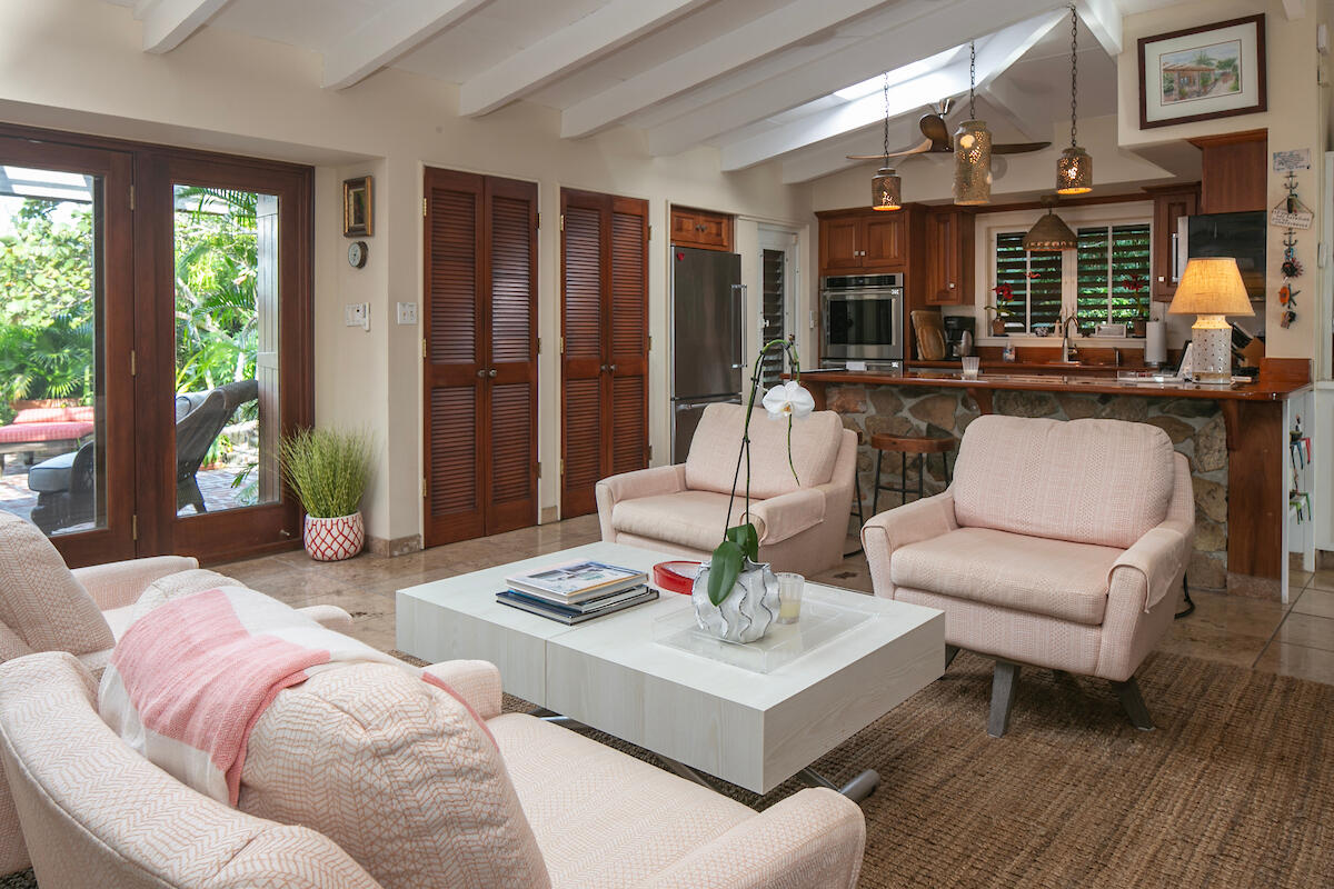 300-19 Chocolate Hole, St John