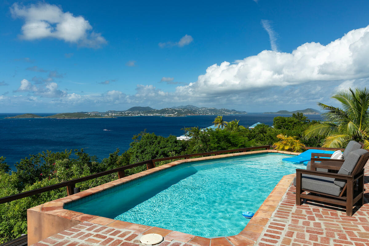 300-19 Chocolate Hole, St John